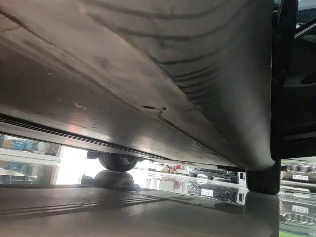 Tesla Model Y — фото 19