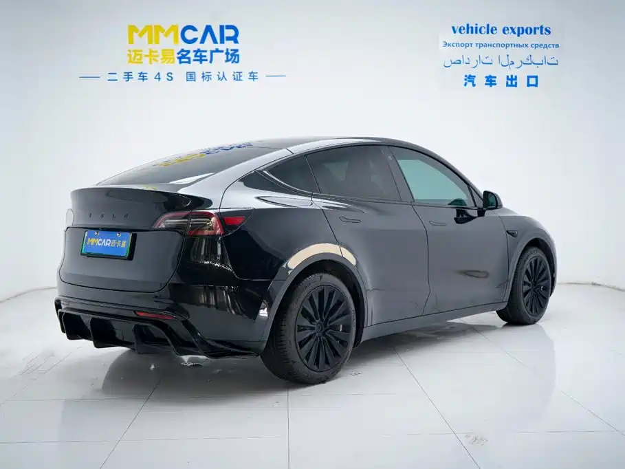 Tesla Model Y — фото 4