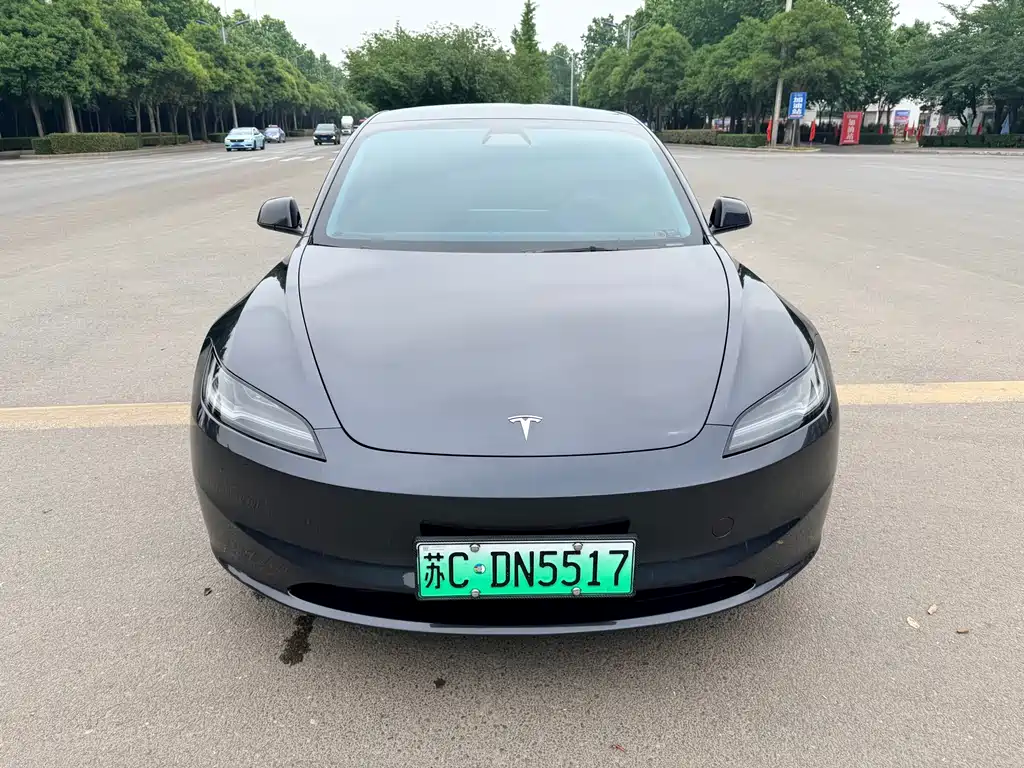 Tesla Model 3 — фото 2