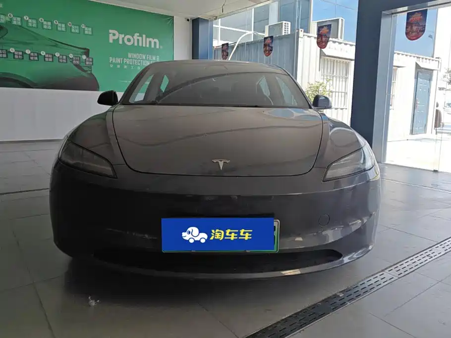 Tesla Model 3 — фото 2