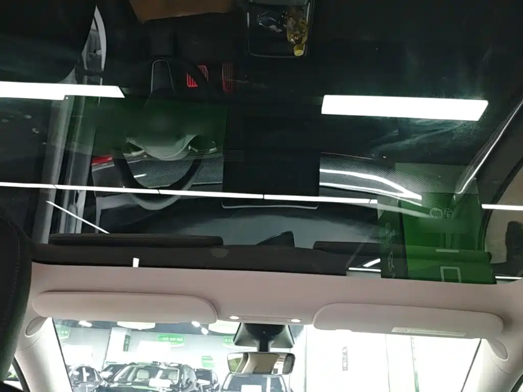 Tesla Model Y — фото 18