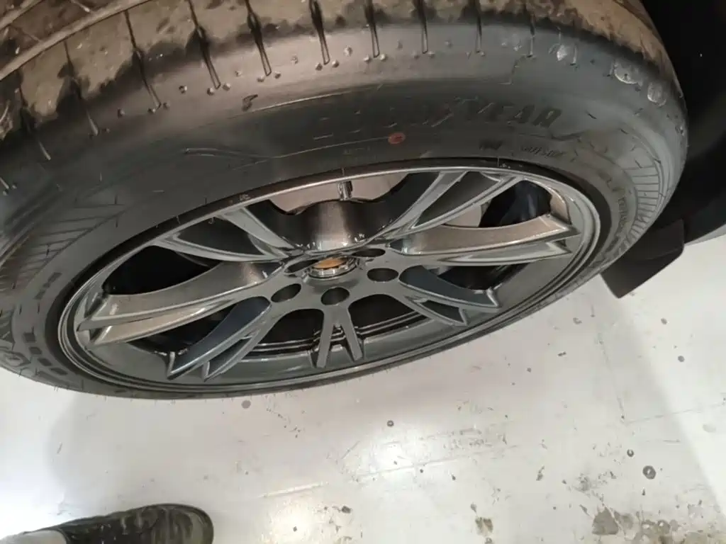 Tesla Model Y — фото 23