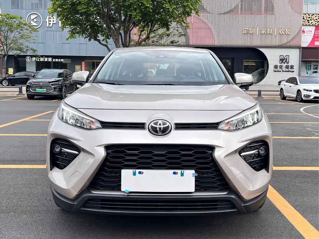 Toyota Wildlander — фото 2