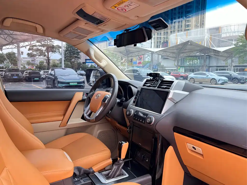 Toyota Prado (Import) — фото 18