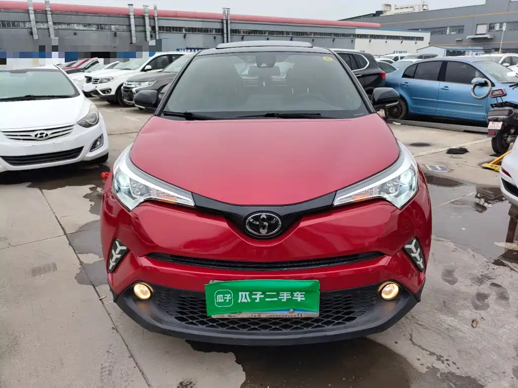 Toyota C-HR — фото 3