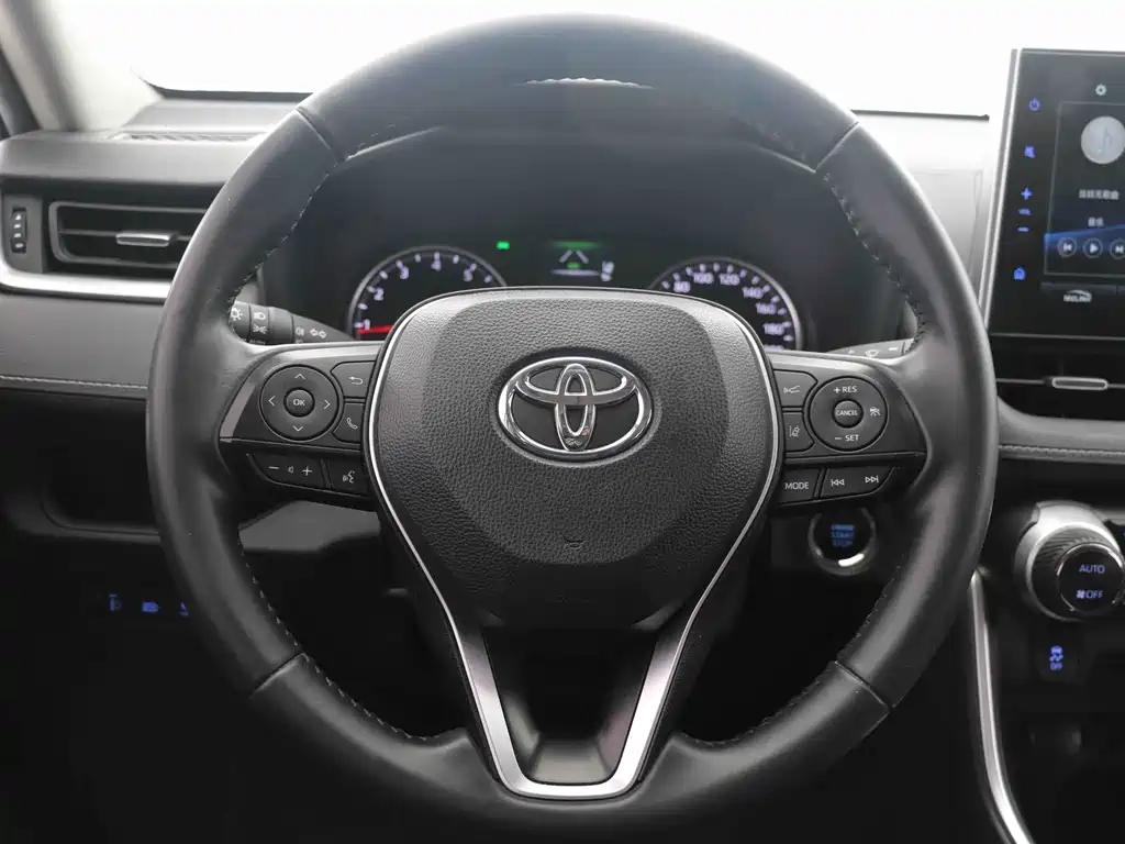 Toyota Wildlander — фото 7