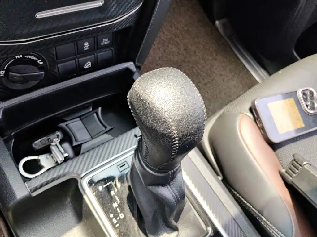 Toyota Prado — фото 10