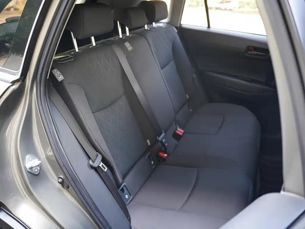 Toyota Corolla Cross — фото 23