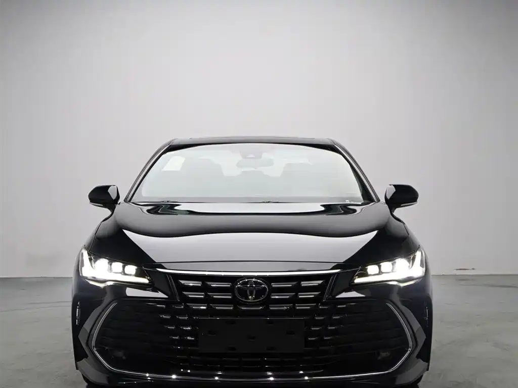 Toyota Avalon — фото 2