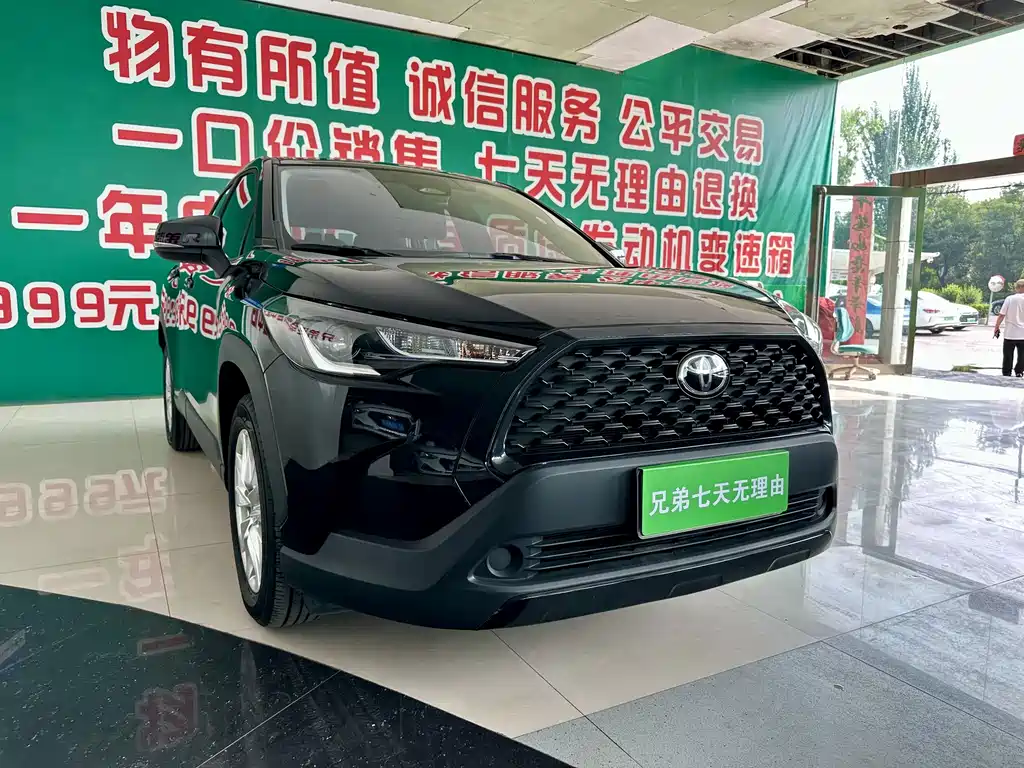 Toyota Corolla Cross — фото 2