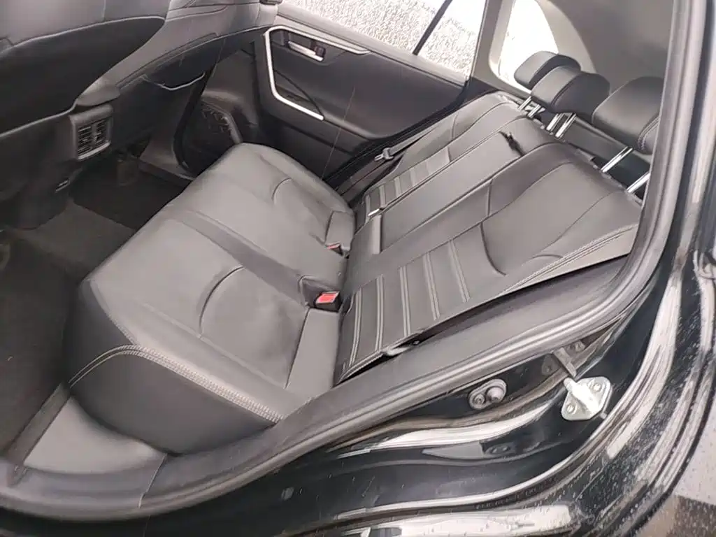 Toyota Wildlander — фото 17