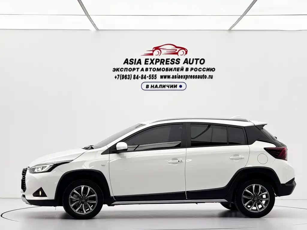 Toyota Yaris L — фото 7