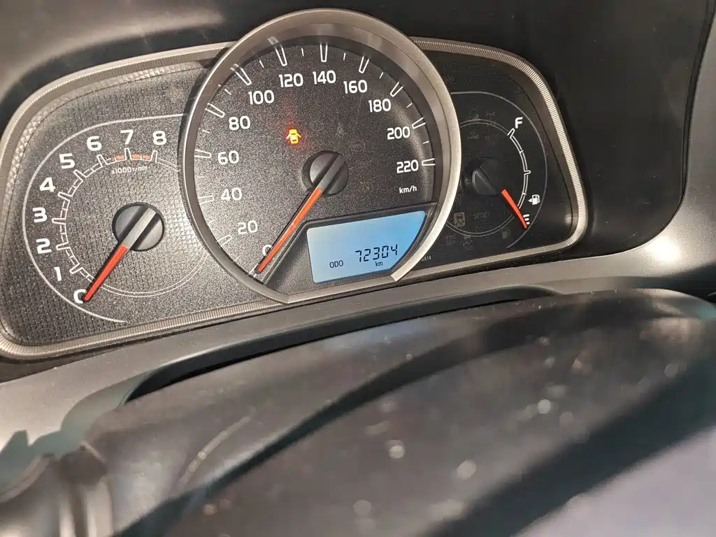 Toyota RAV4 — фото 11