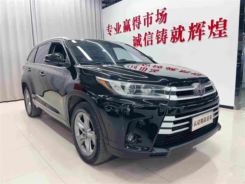 Toyota Highlander — фото 2