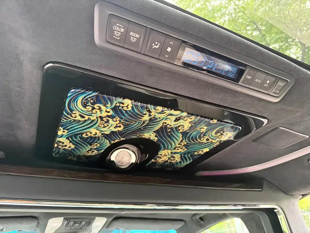 Toyota Vellfire — фото 29