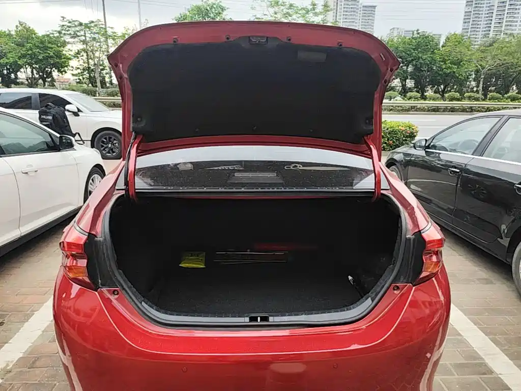 Toyota Levin — фото 18