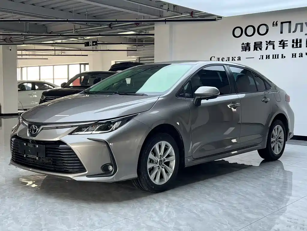 Toyota Corolla — фото 2