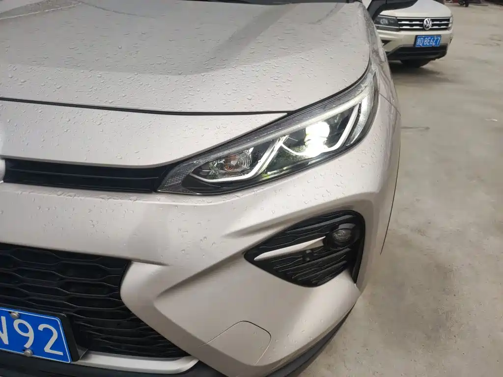 Toyota Wildlander — фото 18