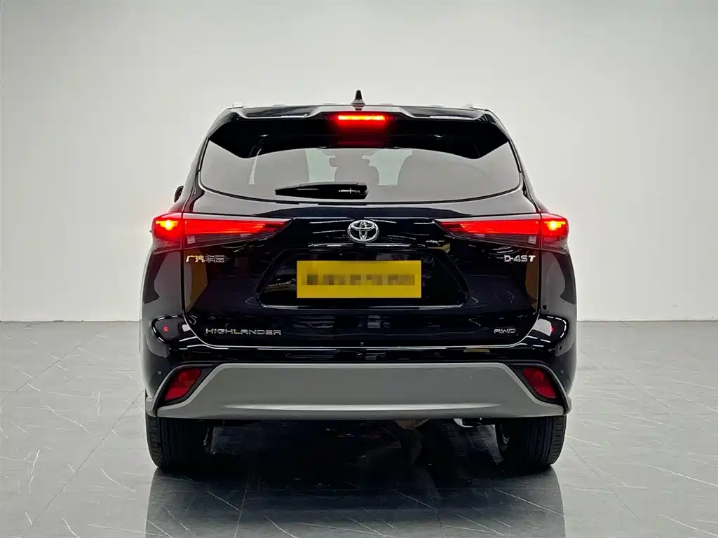 Toyota Highlander — фото 5
