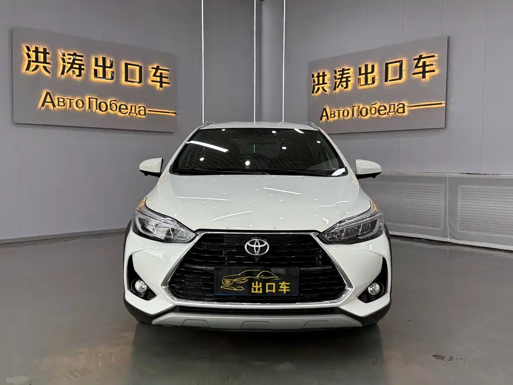 Toyota Yaris L — фото 3