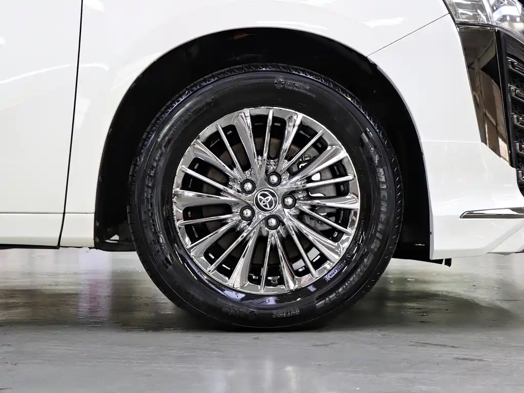 Toyota Vellfire — фото 33