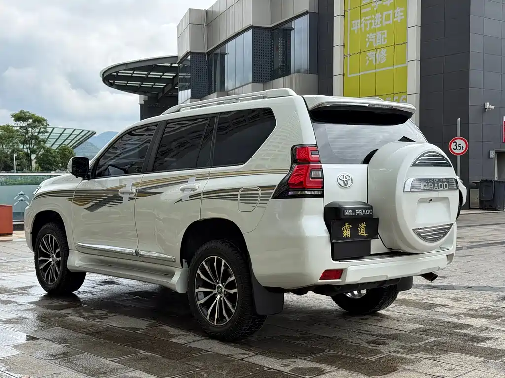 Toyota Prado (Import) — фото 4
