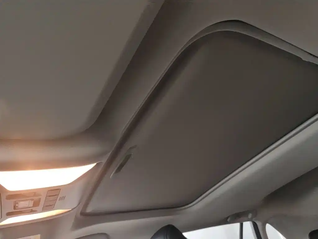 Toyota Wildlander — фото 18