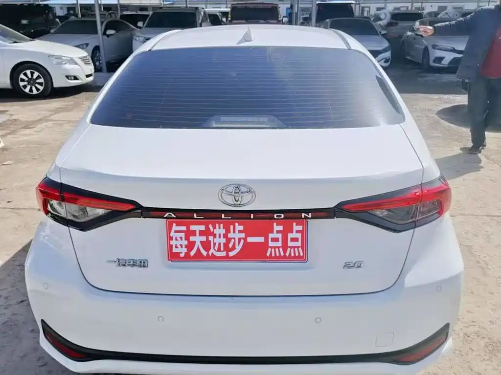 Toyota Allion — фото 8