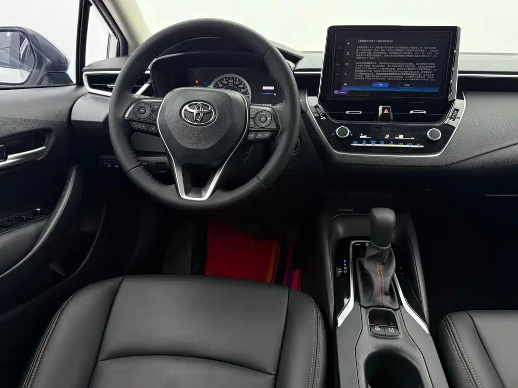 Toyota Corolla — фото 10