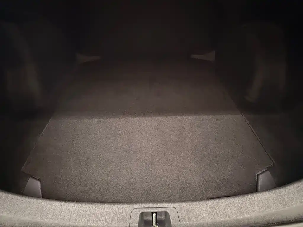 Toyota Corolla — фото 15