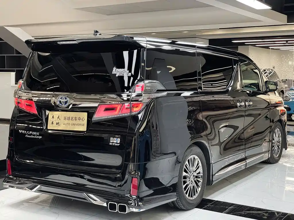 Toyota Vellfire — фото 23