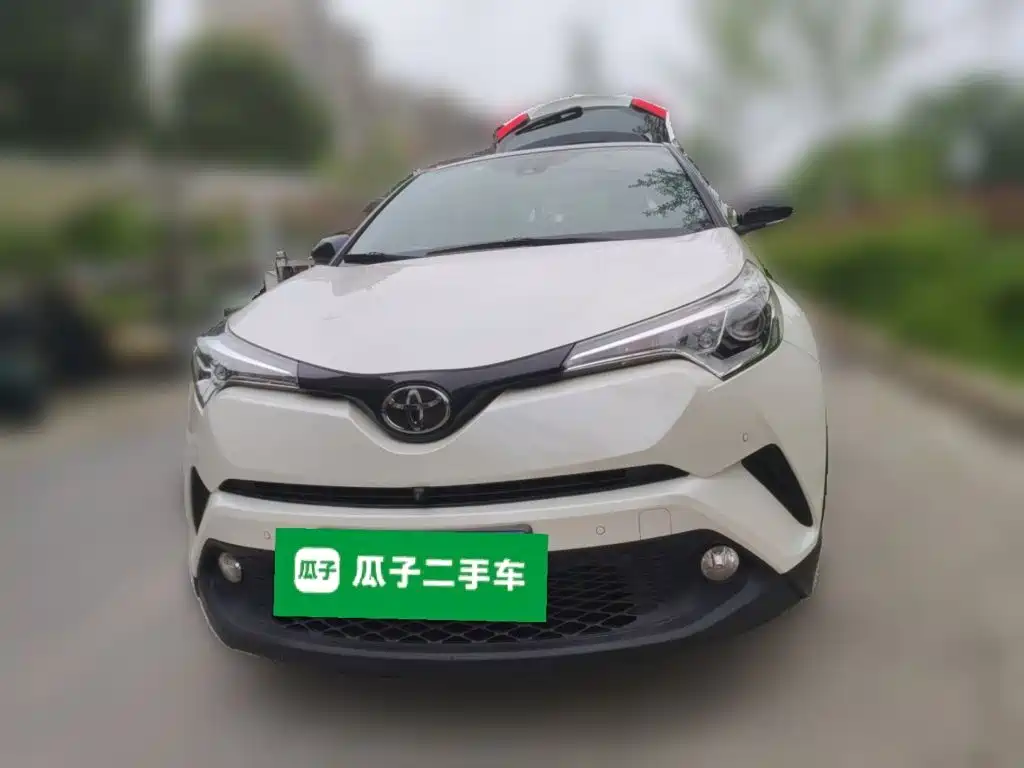 Toyota C-HR — фото 24
