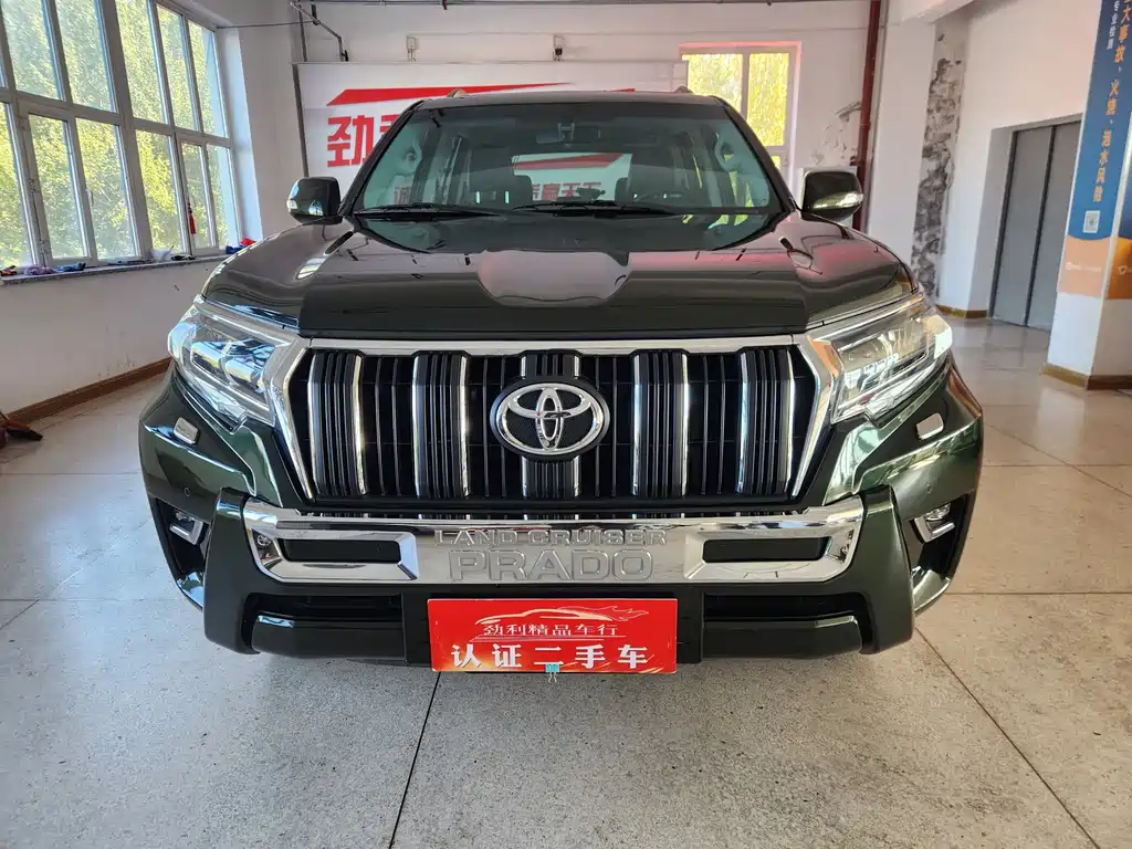 Toyota Prado — фото 2