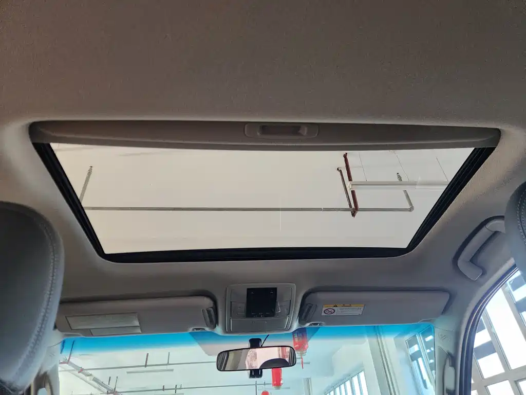 Toyota Prado — фото 10