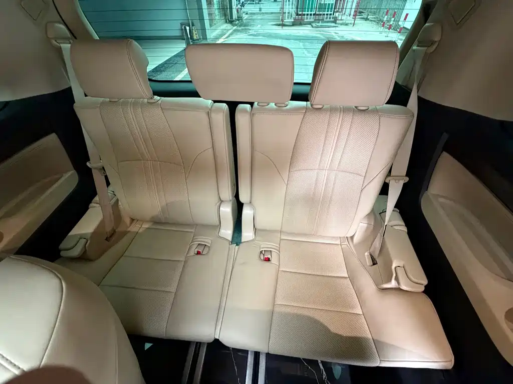 Toyota Vellfire — фото 11