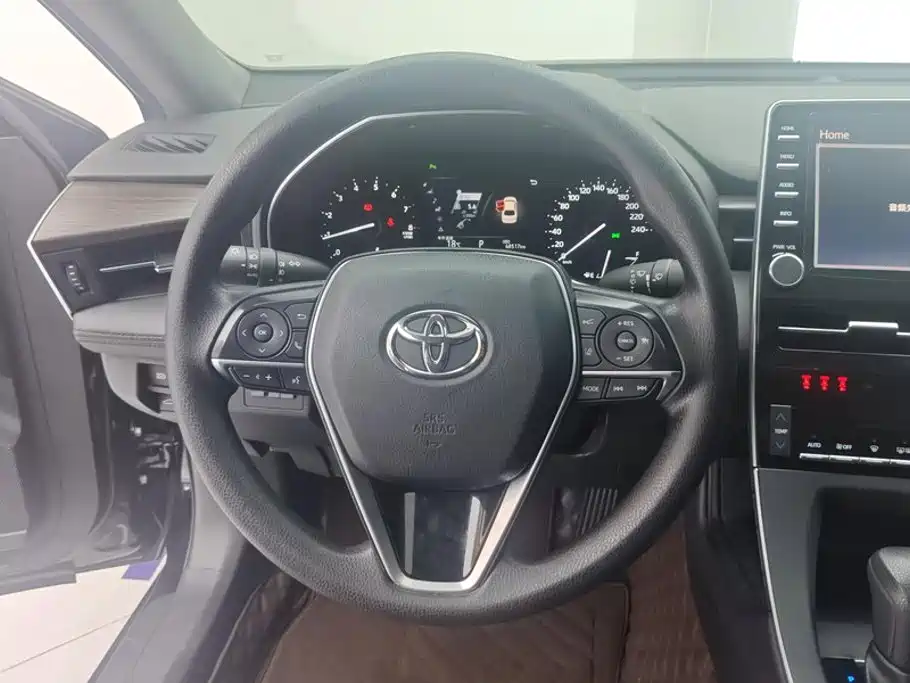 Toyota Avalon — фото 15