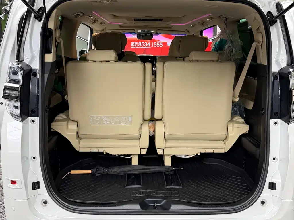 Toyota Vellfire — фото 7
