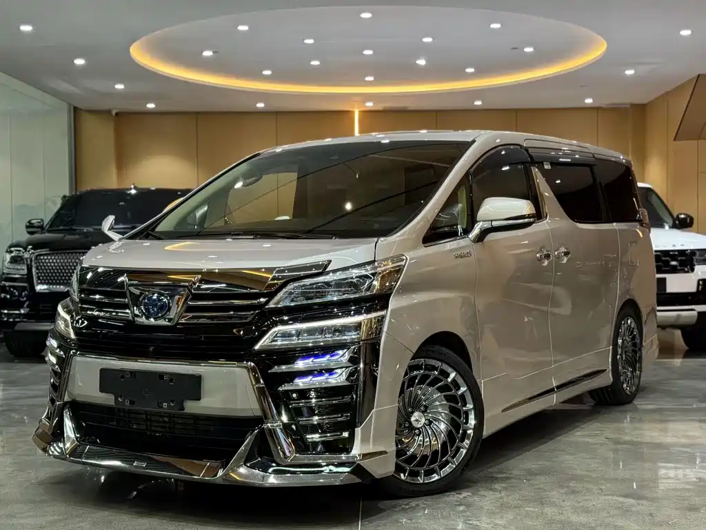 Toyota Vellfire — фото 5