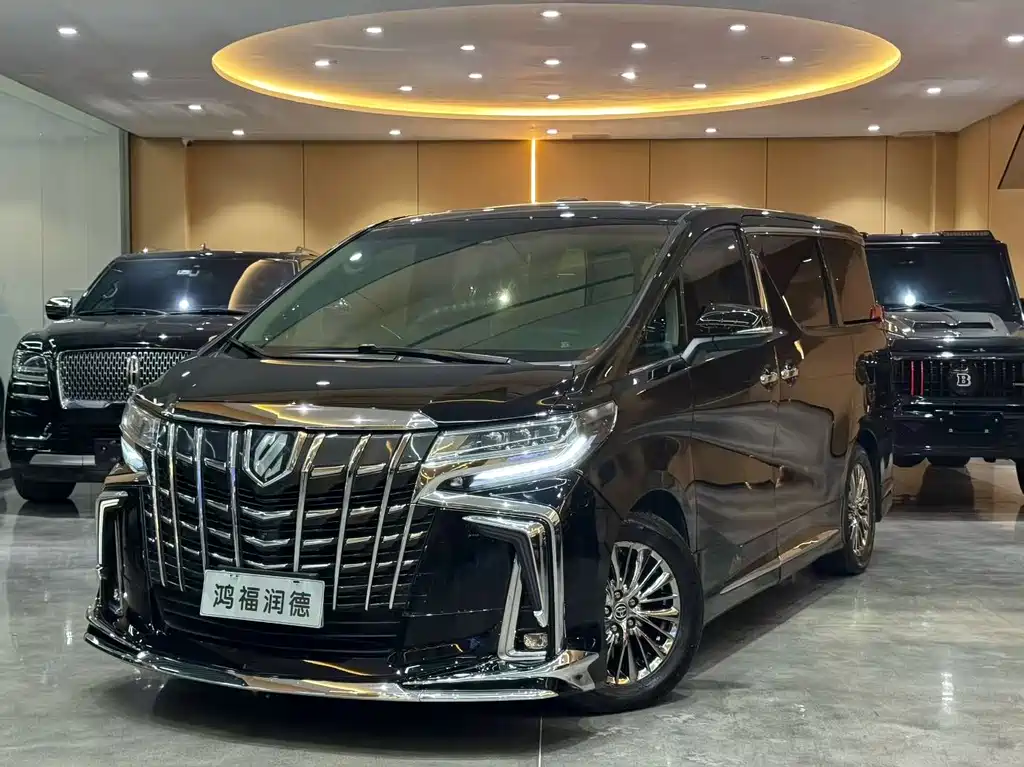 Toyota Alphard — фото 4