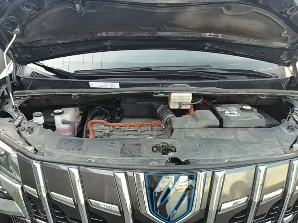 Toyota Vellfire — фото 20