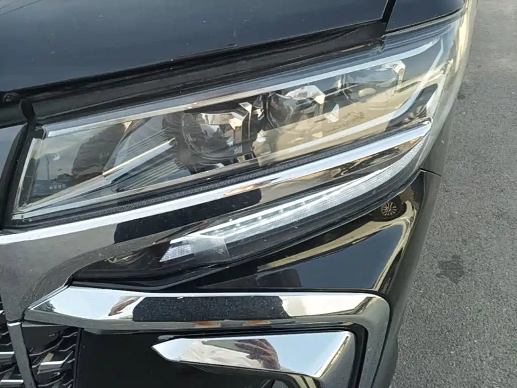Toyota Vellfire — фото 24