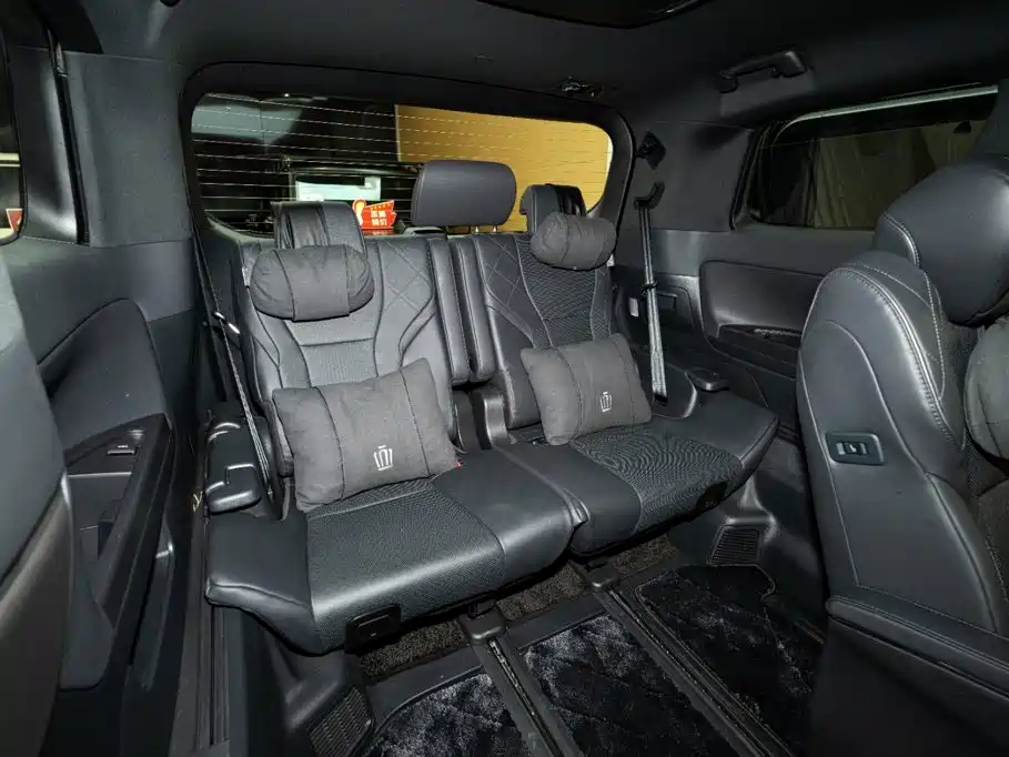 Toyota Vellfire — фото 13