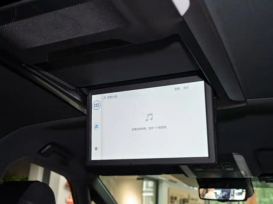 Toyota Vellfire — фото 24