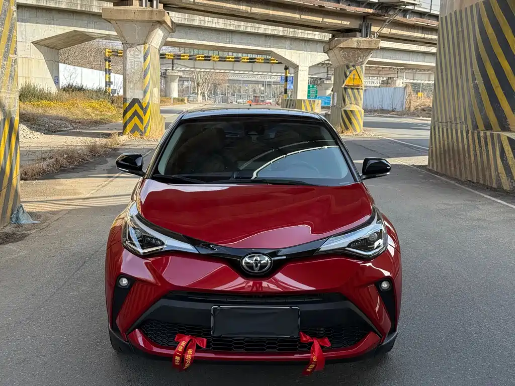 Toyota C-HR — фото 3