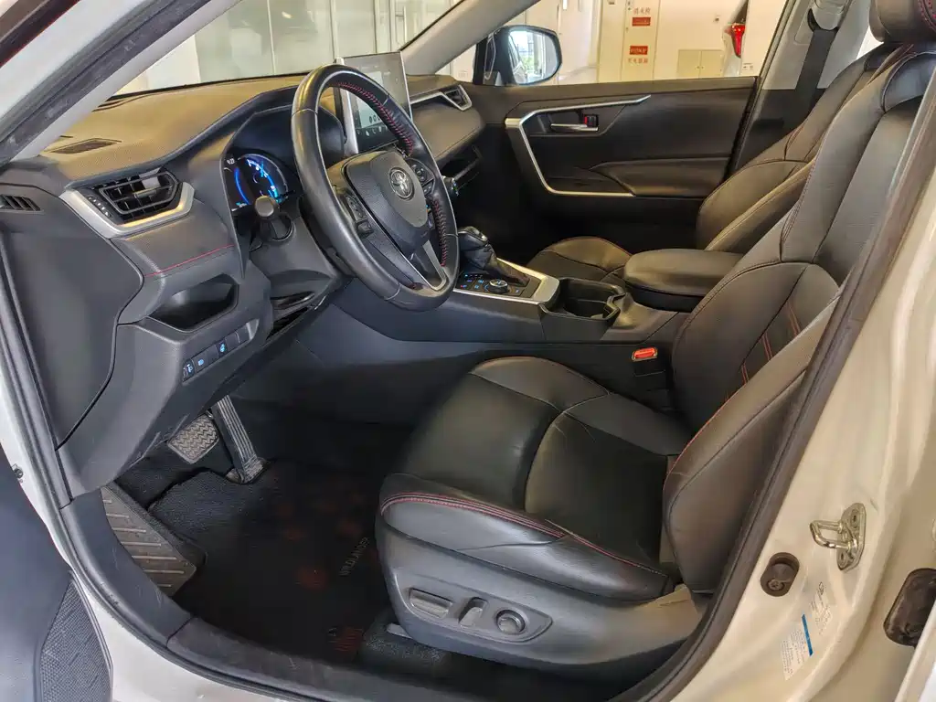 Toyota Wildlander New Energy — фото 22