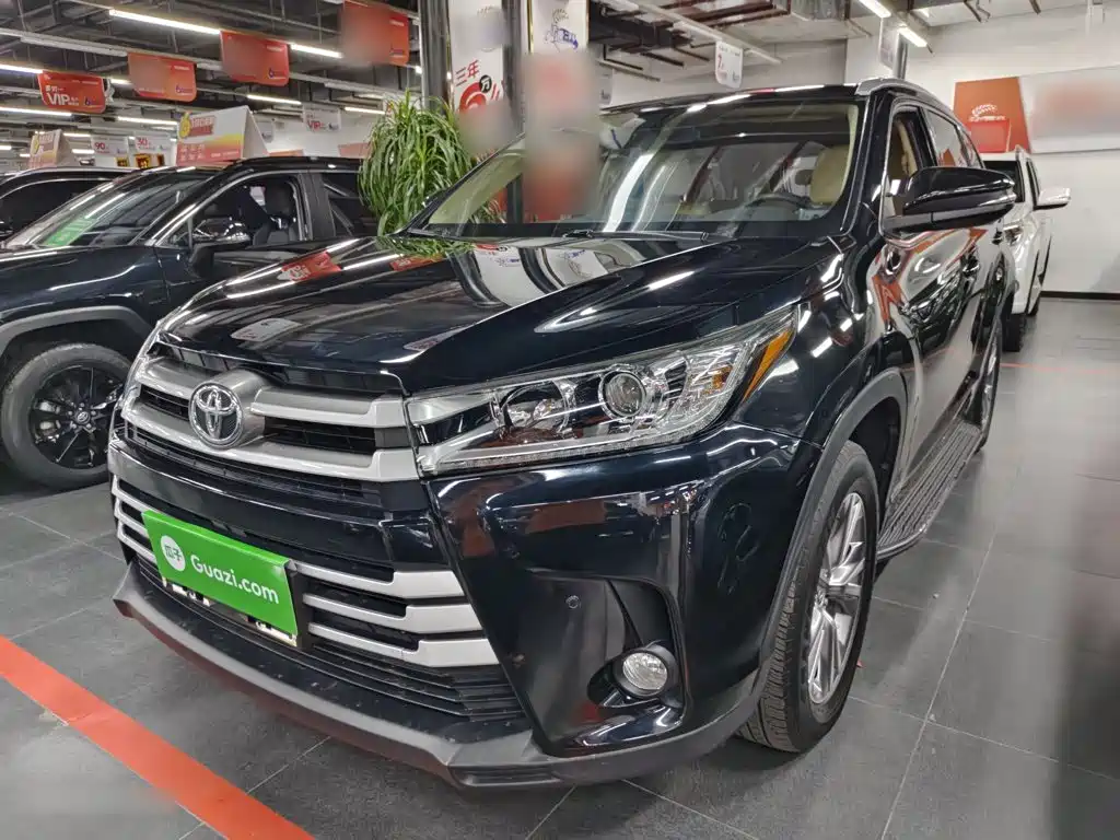 Toyota Highlander — фото 2