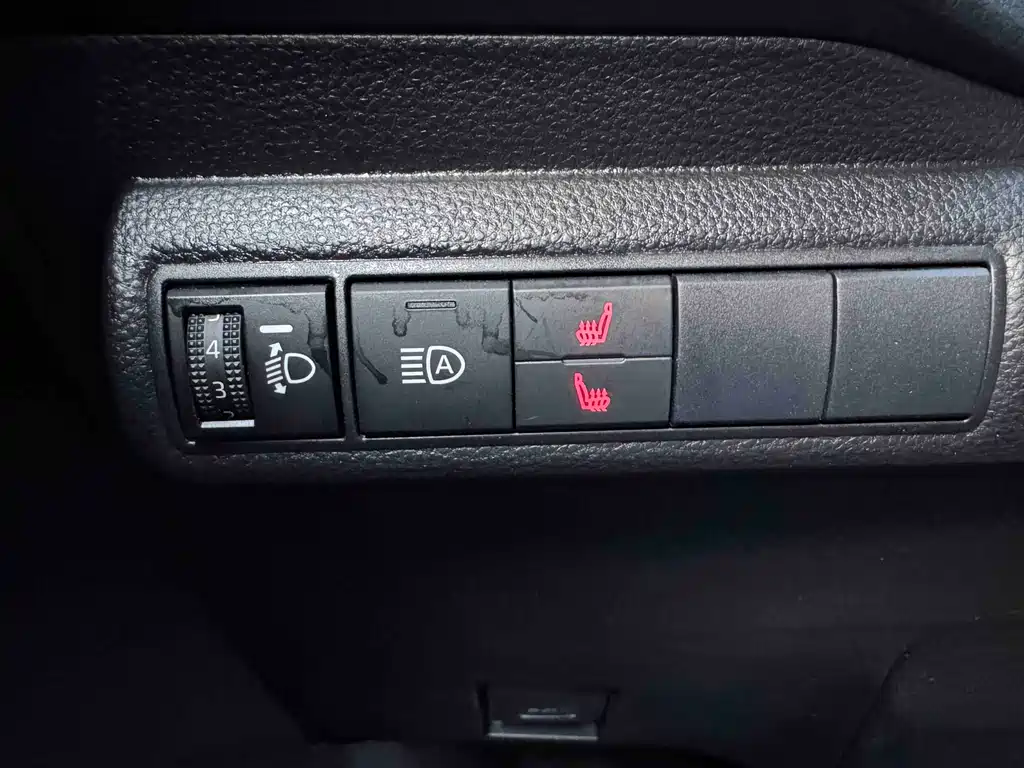 Toyota Levin — фото 11