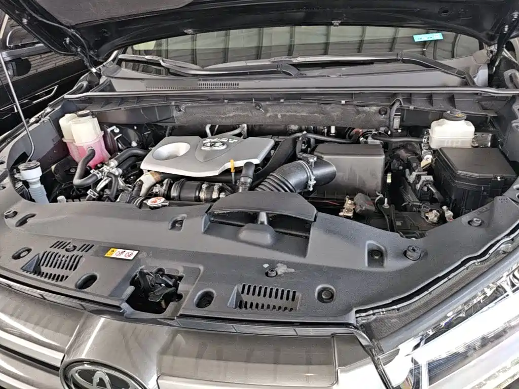 Toyota Highlander — фото 20