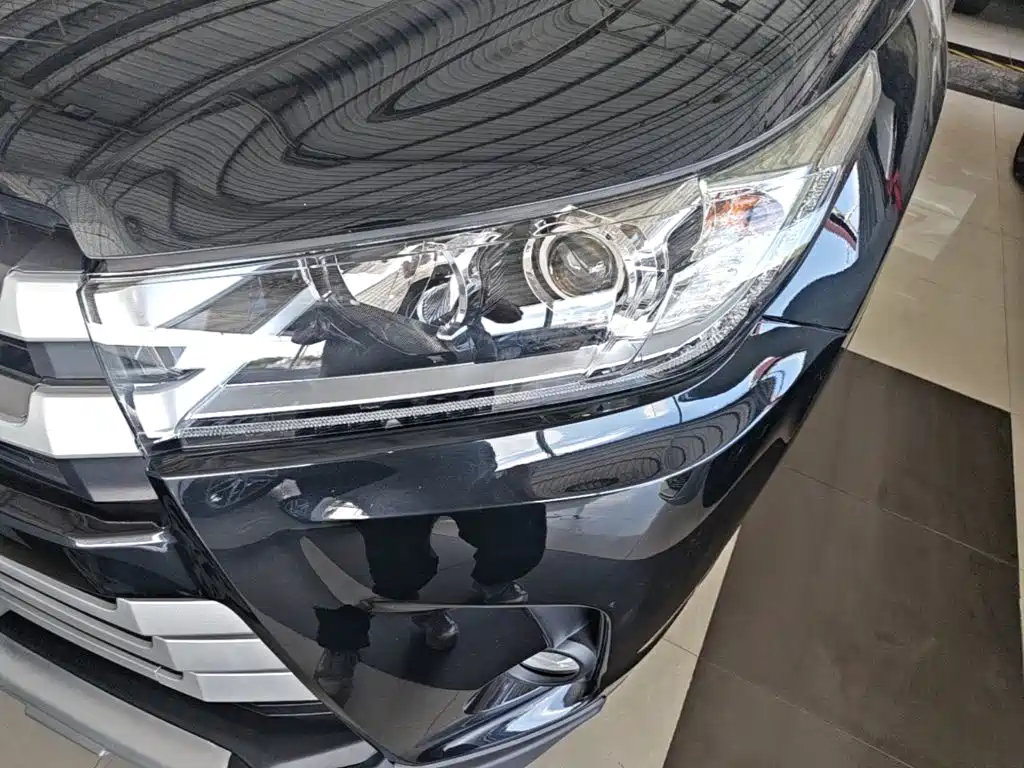 Toyota Highlander — фото 24