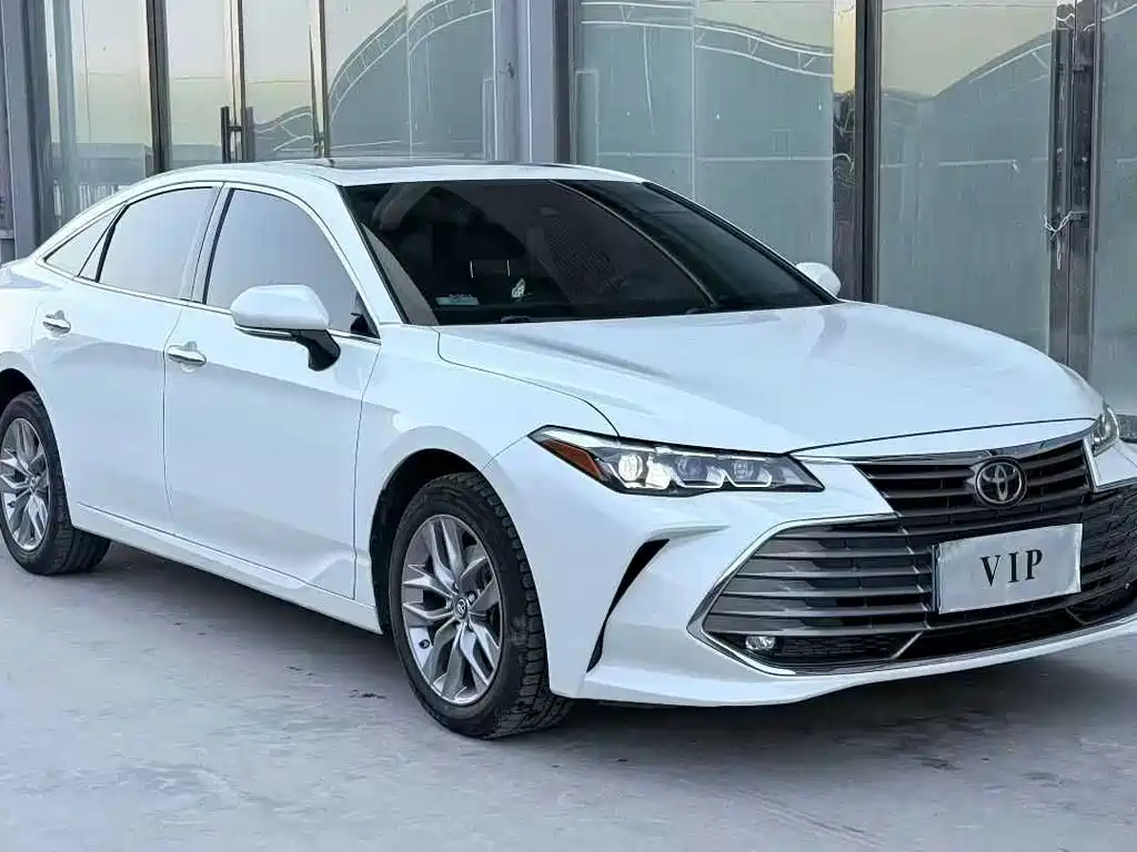 Toyota Avalon — фото 3